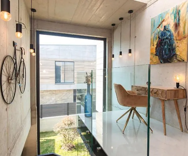 Vilă Luxury Lorkia With Sauna And Jacuzzi Baška