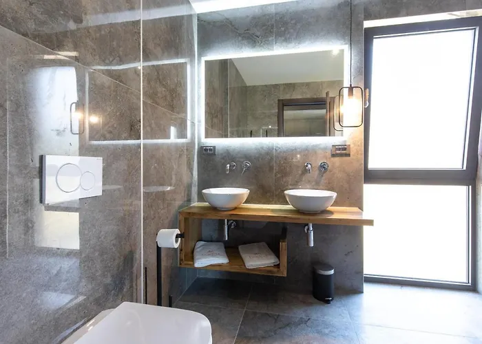 Luxury Lorkia With Sauna And Jacuzzi * Baška