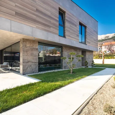 Villa Luxury Lorkia With Sauna And Jacuzzi Baška