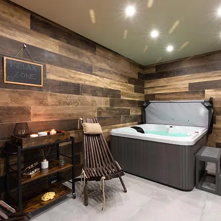 别墅 Luxury Lorkia With Sauna And Jacuzzi 巴斯卡