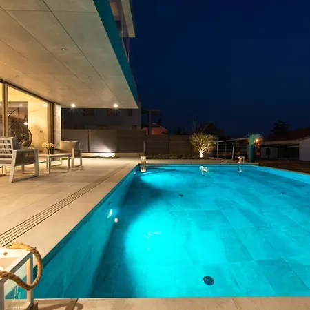 Villa Luxury Lorkia With Sauna And Jacuzzi Baška
