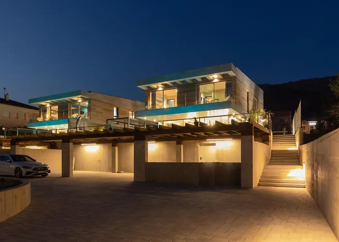 Villa Luxury Lorkia With Sauna And Jacuzzi *