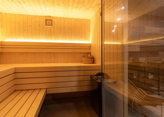Villa Luxury Lorkia With Sauna And Jacuzzi